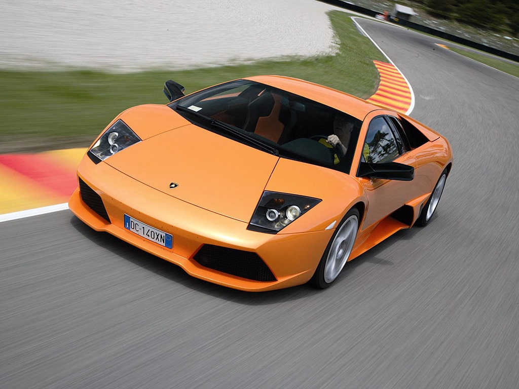 Lamborghini Murcielago en pleine course